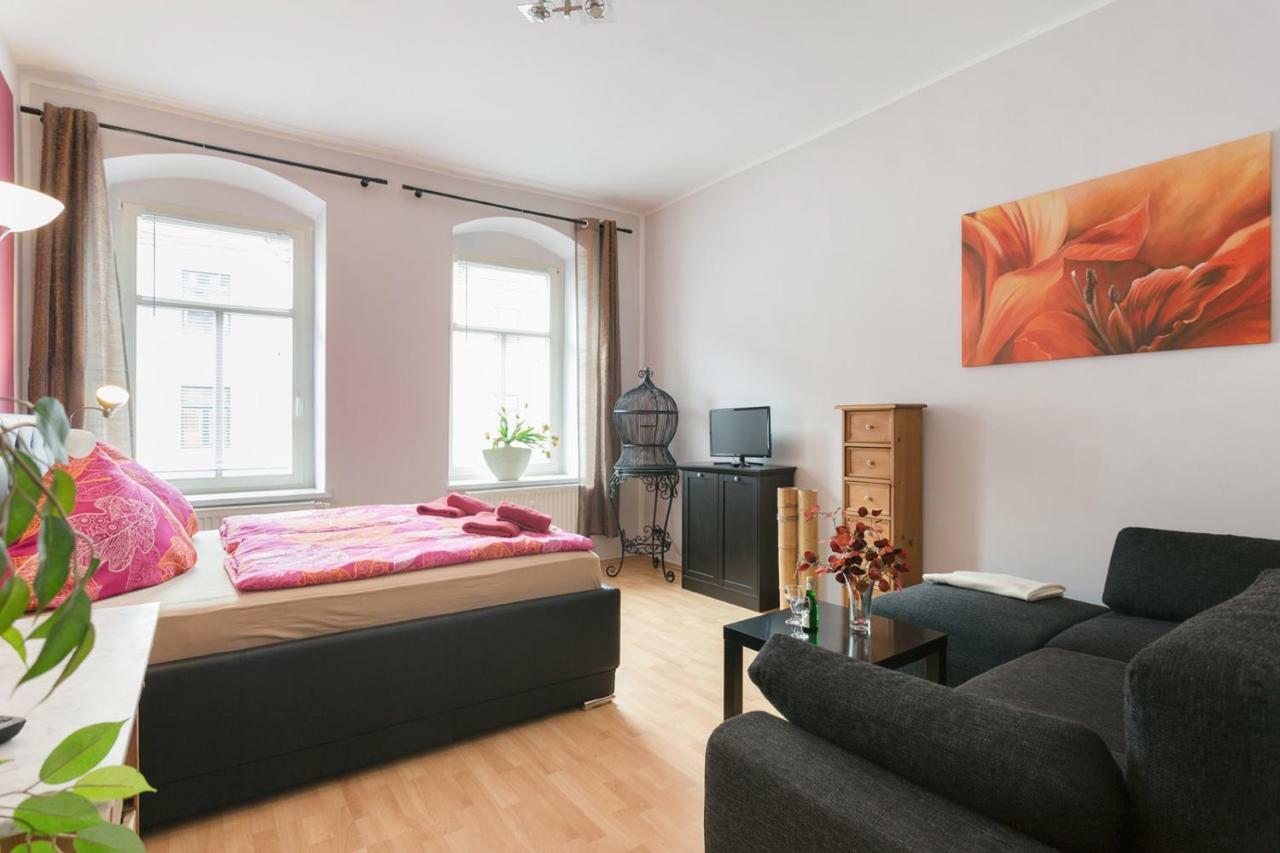 Ferienwohnung Residenz Bis 6 Gaeste , Ferienwohnung Dresden Bis 4 Gaeste, Ferienwohnung Elbflorenz Bis 2 Gaeste Eksteriør bilde