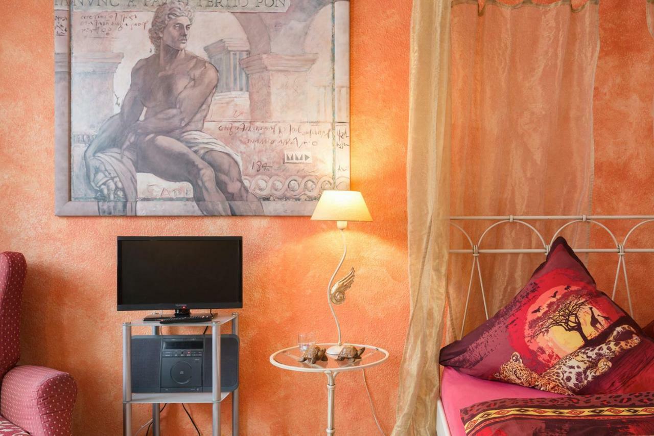 Ferienwohnung Residenz Bis 6 Gaeste , Ferienwohnung Dresden Bis 4 Gaeste, Ferienwohnung Elbflorenz Bis 2 Gaeste Eksteriør bilde