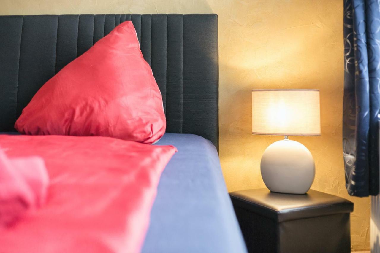 Ferienwohnung Residenz Bis 6 Gaeste , Ferienwohnung Dresden Bis 4 Gaeste, Ferienwohnung Elbflorenz Bis 2 Gaeste Eksteriør bilde