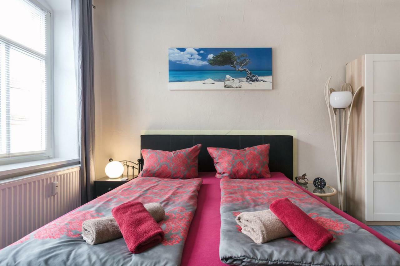 Ferienwohnung Residenz Bis 6 Gaeste , Ferienwohnung Dresden Bis 4 Gaeste, Ferienwohnung Elbflorenz Bis 2 Gaeste Eksteriør bilde