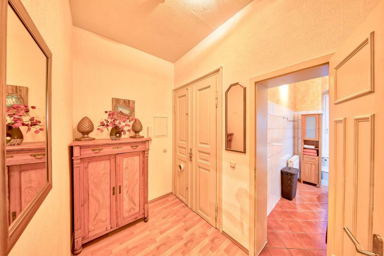 Ferienwohnung Residenz Bis 6 Gaeste , Ferienwohnung Dresden Bis 4 Gaeste, Ferienwohnung Elbflorenz Bis 2 Gaeste Eksteriør bilde